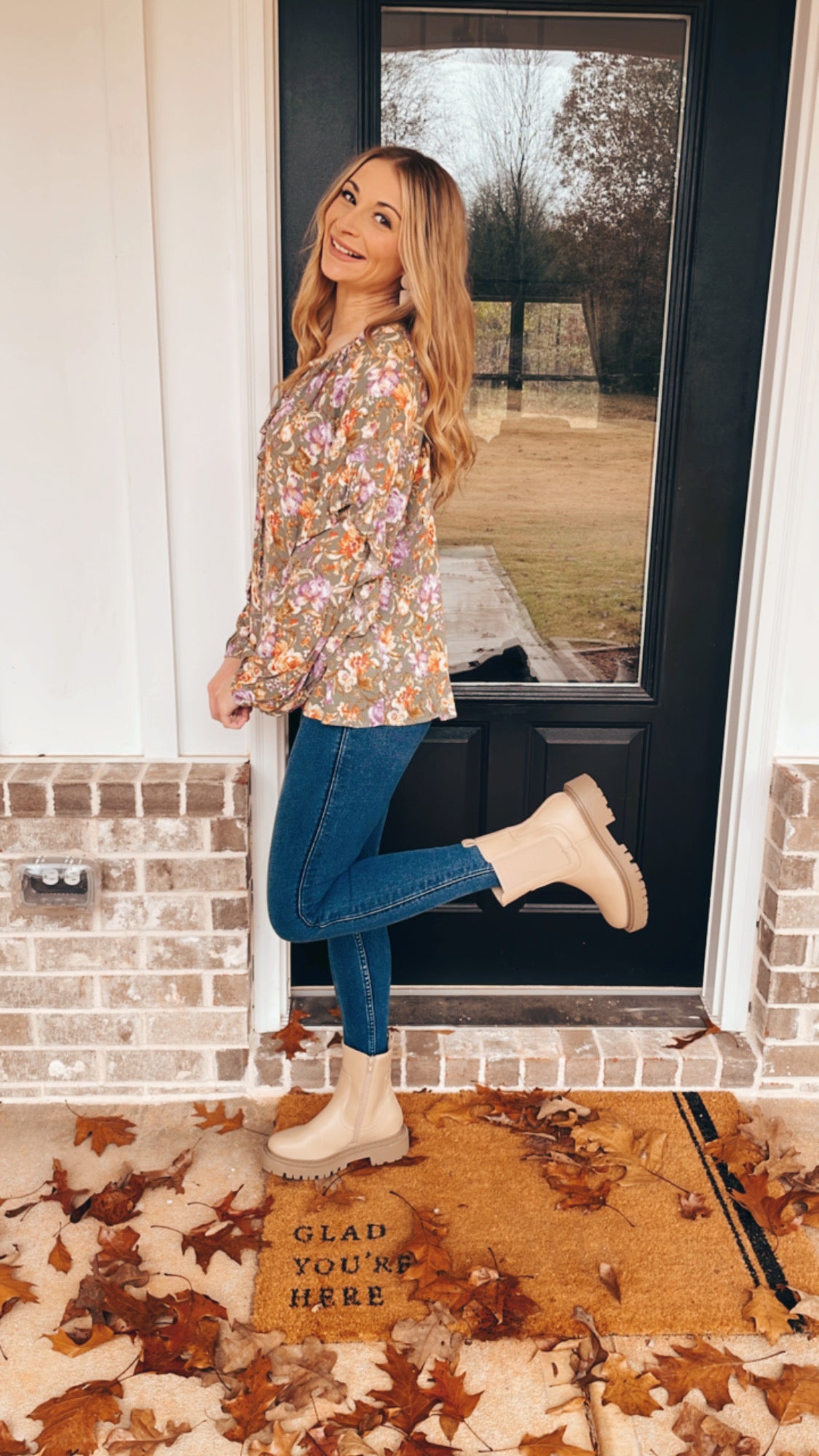 Feeling like Fall Floral Top